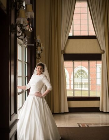 Simcha Waitering / Crystal Photography