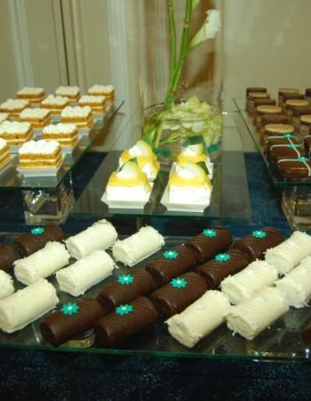 Simcha Waitering / Crystal Photography